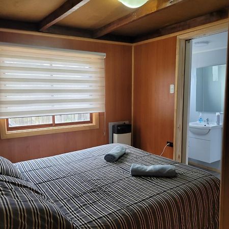 Hostal Traveltour El Campesino Puerto Natales Esterno foto